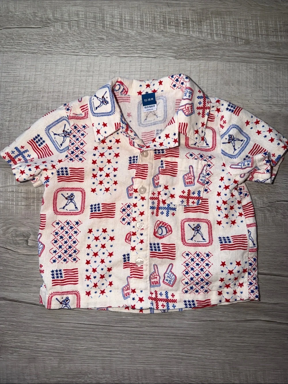 Old Navy Patriotic Baseball Print Short-Sleeve Button-Front Shirt